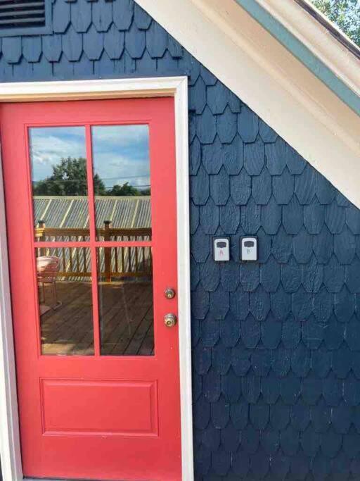 Victorian Guest Getaway-20Mins To Glacier National Park-10Mins To Airport! Columbia Falls Exterior photo